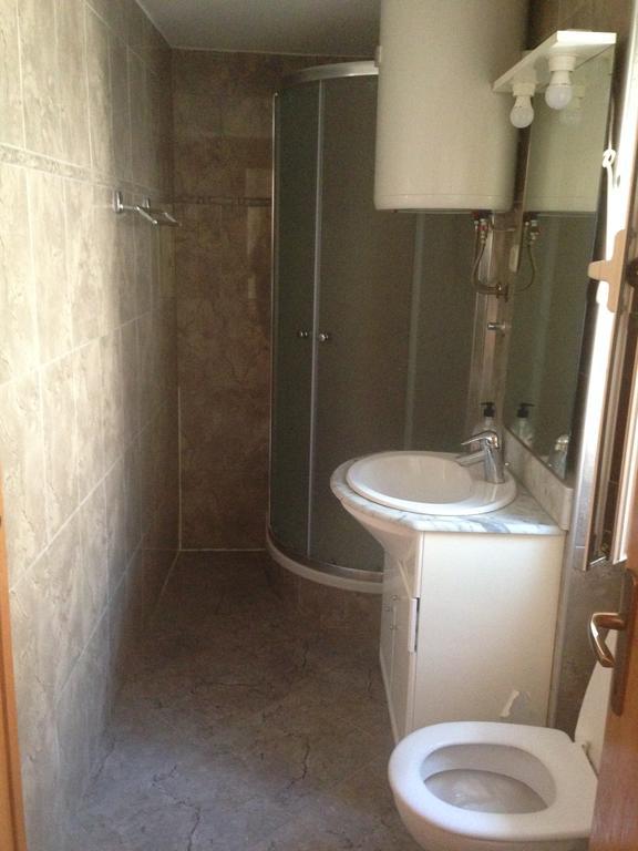 Apartman Roko ตรีบูนย์ ภายนอก รูปภาพ